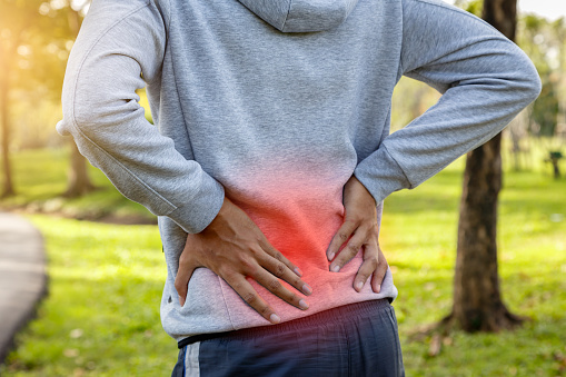 10 Symptoms Of Back Pain
